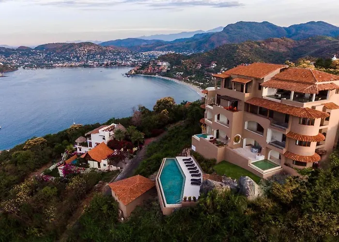 Del Vigia Zihuatanejo